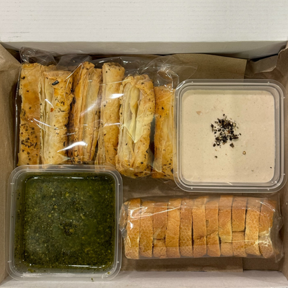 Mediterranean Bread Dipping Box